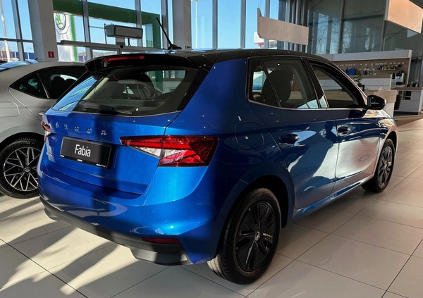 Skoda Fabia cena 100600 przebieg: 4, rok produkcji 2024 z Chocz małe 56